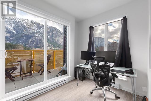 302 - 37762 Third Avenue, House attached with 2 bedrooms, 2 bathrooms and 1 parking in Squamish BC | Image 13