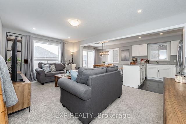 65 Keating St, House detached with 3 bedrooms, 3 bathrooms and 3 parking in Guelph ON | Image 37