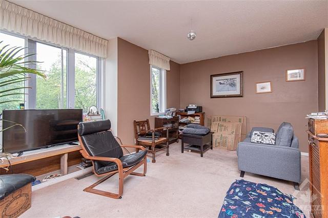 1156 Chimney Hill Way, Townhouse with 3 bedrooms, 3 bathrooms and 2 parking in Ottawa ON | Image 7
