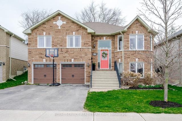 586 Clancy Cres, House detached with 3 bedrooms, 3 bathrooms and 4 parking in Peterborough ON | Image 1