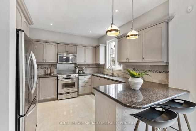 130 Southbrook Cres, House detached with 4 bedrooms, 4 bathrooms and 6 parking in Markham ON | Image 5