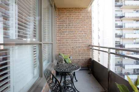 lph5 - 245 Davisville Ave, Condo with 2 bedrooms, 2 bathrooms and 1 parking in Toronto ON | Image 9