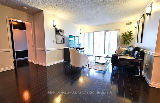 1107 - 7 Concorde Pl, Condo with 2 bedrooms, 2 bathrooms and 1 parking in Toronto ON | Image 24