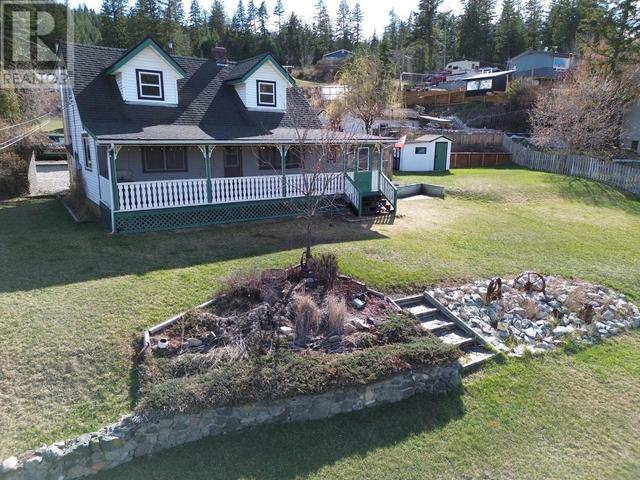 105 Birch Hill, House detached with 4 bedrooms, 2 bathrooms and null parking in Williams Lake BC | Image 1