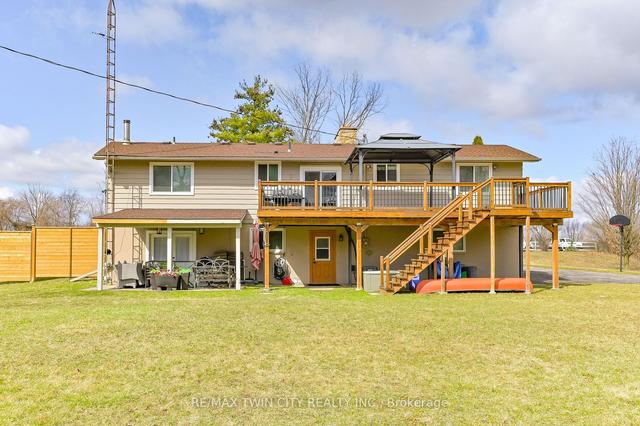 6725 Ellis Rd, House detached with 4 bedrooms, 3 bathrooms and 12 parking in Puslinch ON | Image 21
