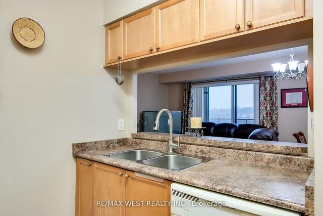 806 - 2088 Lawrence Ave, Condo with 2 bedrooms, 2 bathrooms and 1 parking in Toronto ON | Image 10