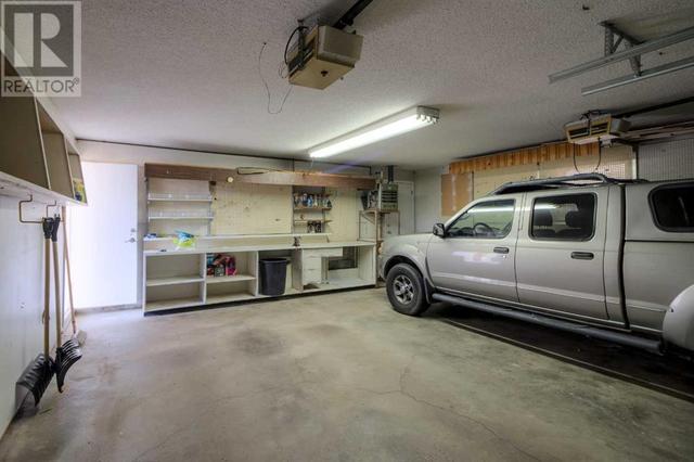 3906 Nipigon Road S, House detached with 3 bedrooms, 2 bathrooms and 4 parking in Lethbridge AB | Image 45