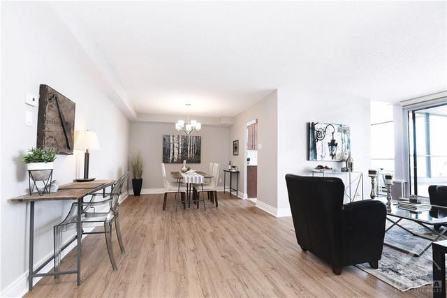 2302 - 1500 Riverside Drive, Condo with 2 bedrooms, 2 bathrooms and 1 parking in Ottawa ON | Image 12