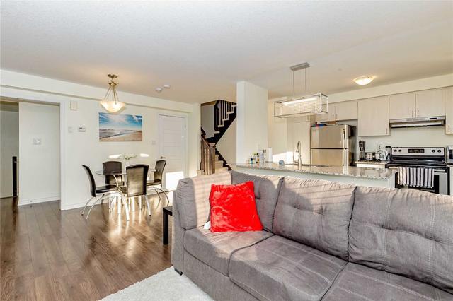 553 Goldenrod Lane, Townhouse with 3 bedrooms, 2 bathrooms and 2 parking in Kitchener ON | Image 15