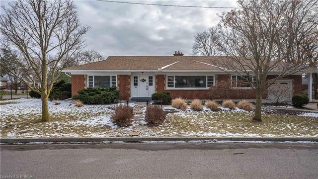 53 Devon Street, House detached with 4 bedrooms, 2 bathrooms and 3 parking in Brantford ON | Image 24