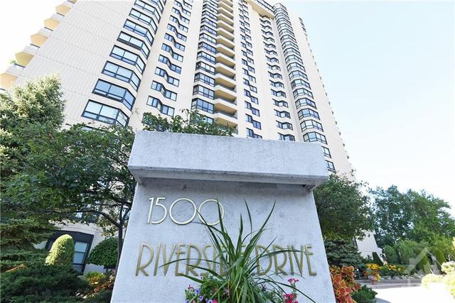 2302 - 1500 Riverside Drive, Condo with 2 bedrooms, 2 bathrooms and 1 parking in Ottawa ON | Card Image