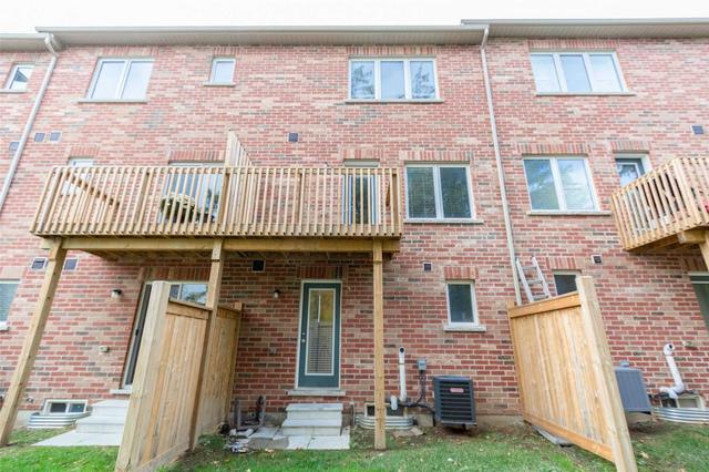 21 Abercove Clse, House attached with 2 bedrooms, 3 bathrooms and 2 parking in Brampton ON | Image 21