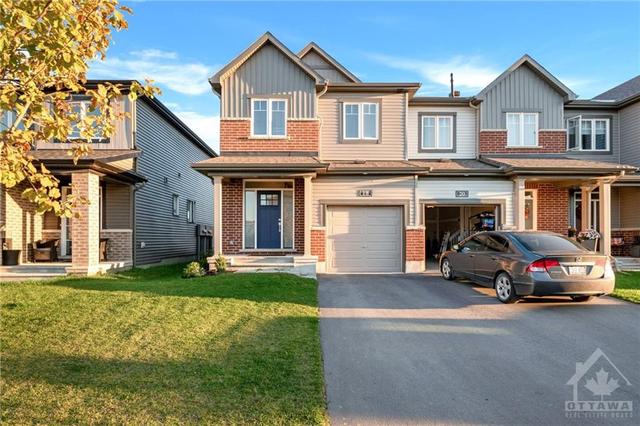 18 Gardenpost Terrace, Townhouse with 3 bedrooms, 3 bathrooms and 3 parking in Ottawa ON | Image 1