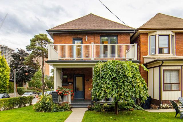 11 Glenlake Ave, House detached with 3 bedrooms, 4 bathrooms and 3 parking in Toronto ON | Image 1