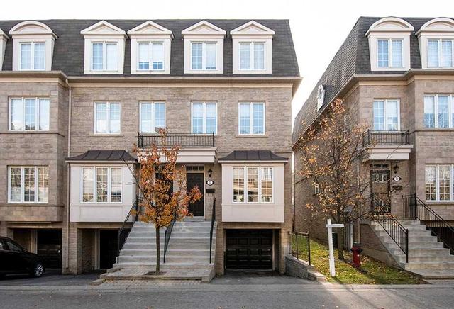 37 Mcbride Lane, Townhouse with 3 bedrooms, 3 bathrooms and 2 parking in Toronto ON | Image 1