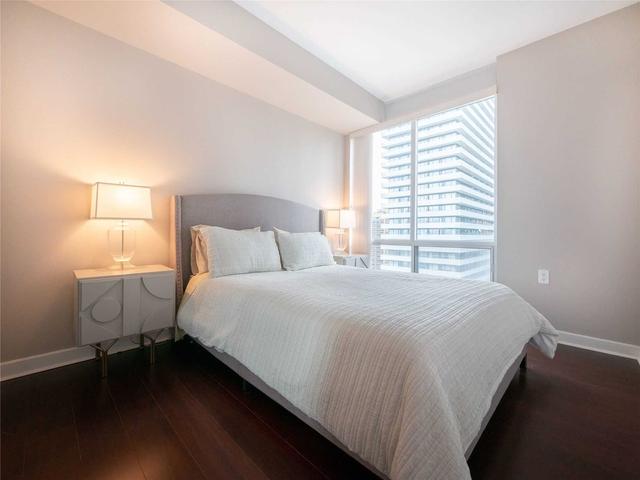 2008 - 85 Bloor St E, Condo with 2 bedrooms, 2 bathrooms and 1 parking in Toronto ON | Image 11