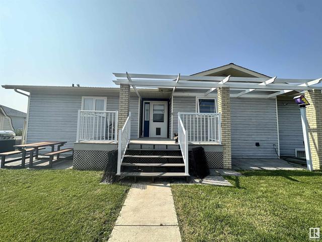 10559 110 St, House detached with 4 bedrooms, 3 bathrooms and null parking in Westlock AB | Image 6