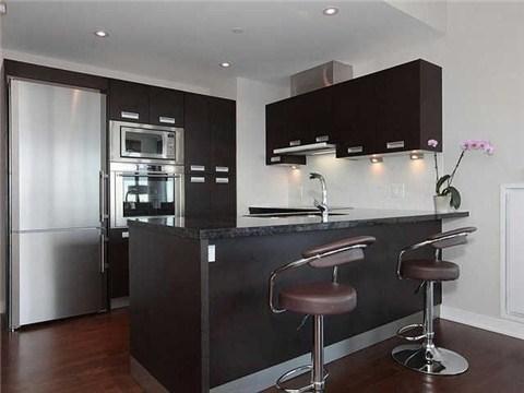 1511 - 90 Park Lawn Rd, Condo with 2 bedrooms, 2 bathrooms and 1 parking in Toronto ON | Image 3