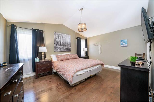 36 Sage St, House detached with 3 bedrooms, 3 bathrooms and 4 parking in Belleville ON | Image 11