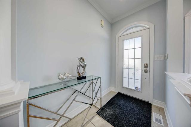18 Preakness Dr, House semidetached with 4 bedrooms, 4 bathrooms and 2 parking in Toronto ON | Image 12