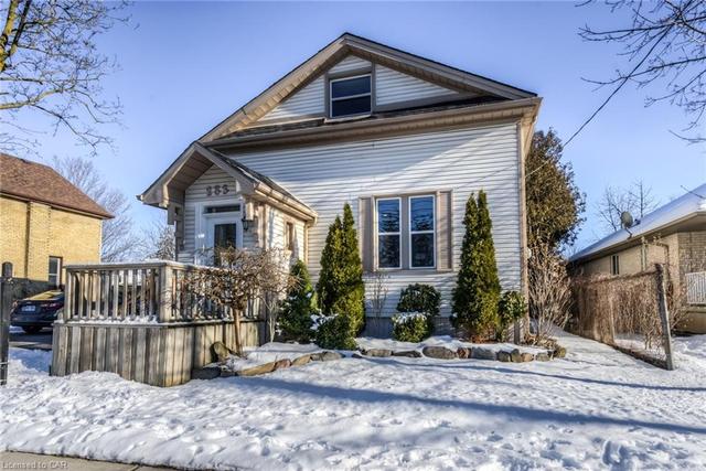 283 Waterloo Street, House detached with 3 bedrooms, 2 bathrooms and 7 parking in Wilmot ON | Image 1