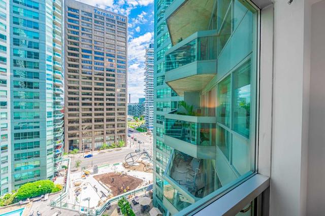 1113 - 10 Queens Quay W, Condo with 1 bedrooms, 1 bathrooms and 0 parking in Toronto ON | Image 19