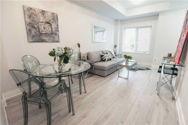 218 - 17 Coneflower Cres, Townhouse with 2 bedrooms, 1 bathrooms and 1 parking in Toronto ON | Image 4