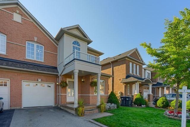 79 Starhill Cres, House semidetached with 3 bedrooms, 4 bathrooms and 2 parking in Brampton ON | Image 1