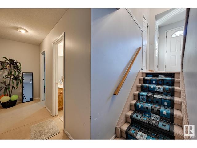3828 41 St Nw, House detached with 5 bedrooms, 3 bathrooms and null parking in Edmonton AB | Image 20