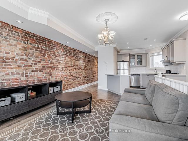 upper - 10 St Annes Rd, House semidetached with 2 bedrooms, 1 bathrooms and 0 parking in Toronto ON | Image 11