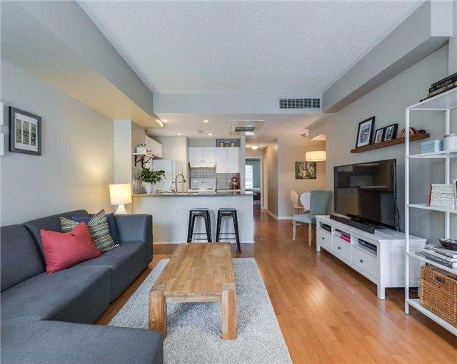 th39 - 11 Niagara St, Townhouse with 2 bedrooms, 1 bathrooms and null parking in Toronto ON | Image 3