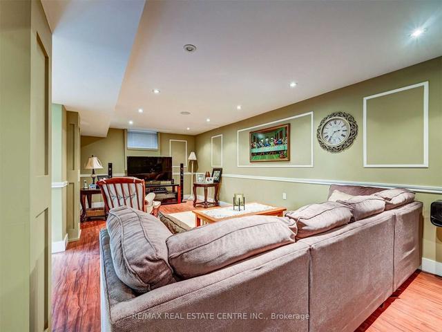 2518 Stillmeadow Rd, House detached with 3 bedrooms, 2 bathrooms and 9 parking in Mississauga ON | Image 16