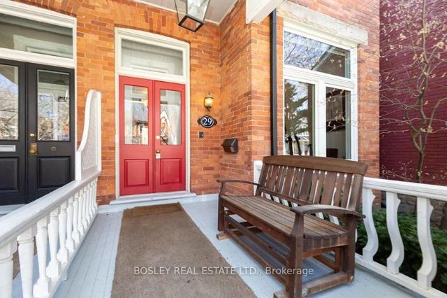 29 Spruce St, House semidetached with 3 bedrooms, 3 bathrooms and 1 parking in Toronto ON | Image 23
