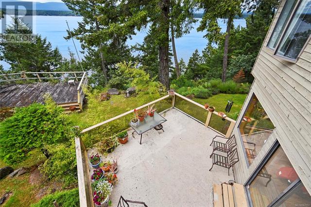 2565 Islands View Dr, House detached with 5 bedrooms, 3 bathrooms and 6 parking in Nanaimo B BC | Image 69