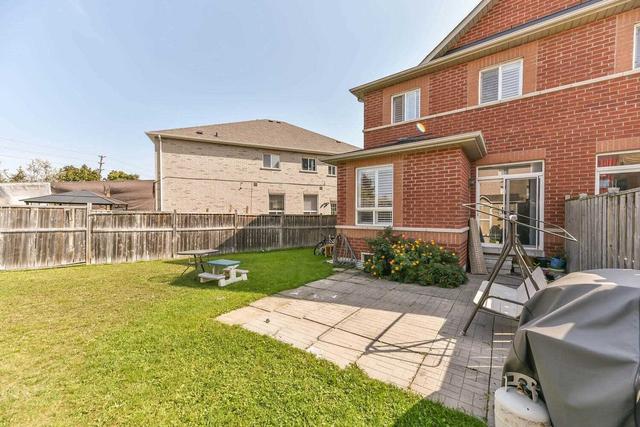 38 Calm Waters Cres, House semidetached with 3 bedrooms, 4 bathrooms and 3 parking in Brampton ON | Image 27