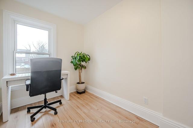 145 Erie Ave, House semidetached with 3 bedrooms, 1 bathrooms and 1 parking in Hamilton ON | Image 22