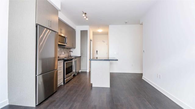 1613 - 85 Oneida Cres, Condo with 1 bedrooms, 1 bathrooms and 1 parking in Richmond Hill ON | Image 2