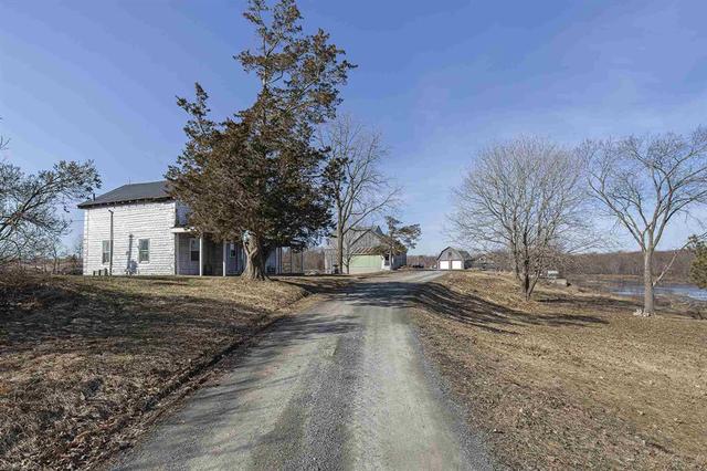 1046 Raymo Road, Home with 0 bedrooms, 0 bathrooms and 10 parking in Central Frontenac ON | Image 5