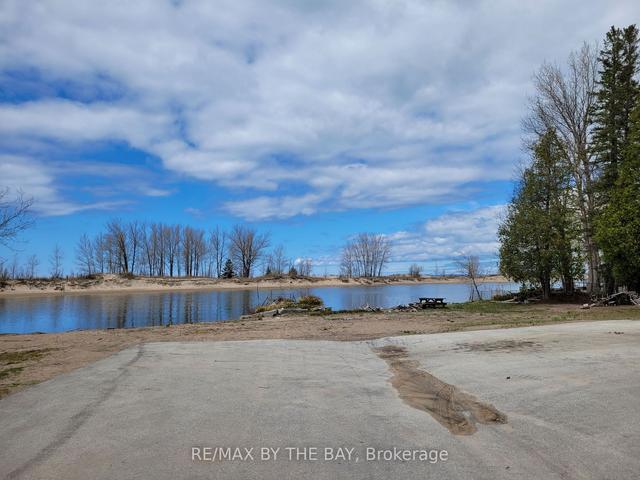 s - 280 River Rd E, House detached with 1 bedrooms, 1 bathrooms and 1 parking in Wasaga Beach ON | Image 5