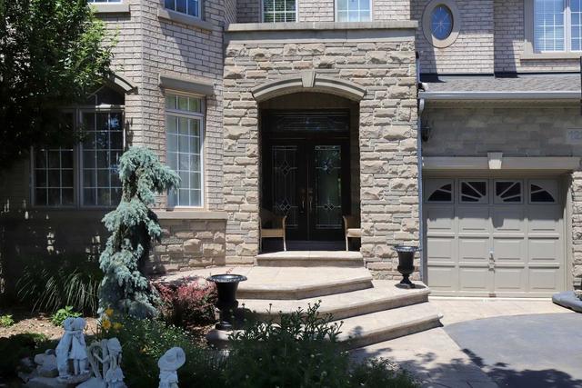 1229 Agram Dr, House attached with 3 bedrooms, 4 bathrooms and 4 parking in Oakville ON | Image 35