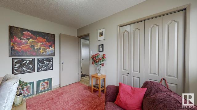 05/07/09 - 15603 104 Av Nw, House attached with 8 bedrooms, 4 bathrooms and null parking in Edmonton AB | Image 36