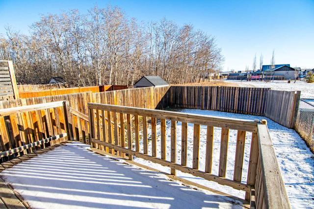 88 Vold Close, Home with 4 bedrooms, 2 bathrooms and 1 parking in Red Deer AB | Image 4