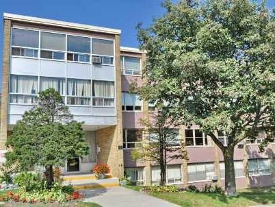 23-8 Kinsdale Blvd, Condo with 1 bedrooms, 1 bathrooms and null parking in Toronto ON | Image 1