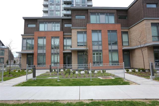 Th6 - 205 Bonis Ave, Townhouse with 3 bedrooms, 2 bathrooms and 1 parking in Toronto ON | Image 1