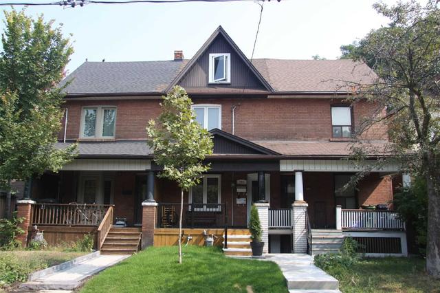 243 Gilmour Ave, House attached with 3 bedrooms, 2 bathrooms and 2 parking in Toronto ON | Image 1