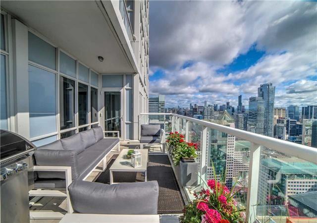 4404 - 300 Front St W, Condo with 2 bedrooms, 3 bathrooms and 2 parking in Toronto ON | Image 16