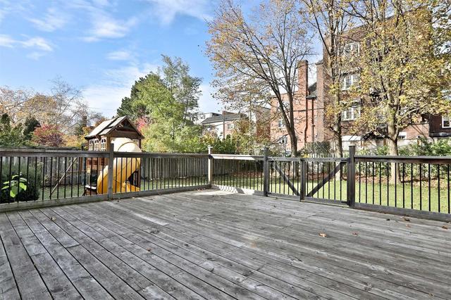 18 Montclair Ave, House detached with 7 bedrooms, 6 bathrooms and 7 parking in Toronto ON | Image 20
