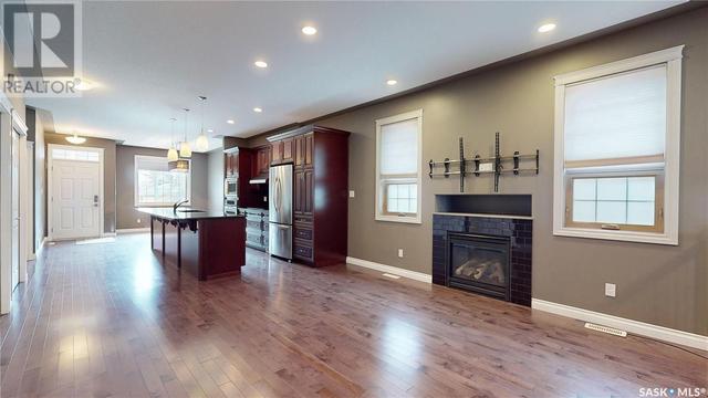 64 Stapleford Crescent, House semidetached with 3 bedrooms, 3 bathrooms and null parking in Regina SK | Image 5