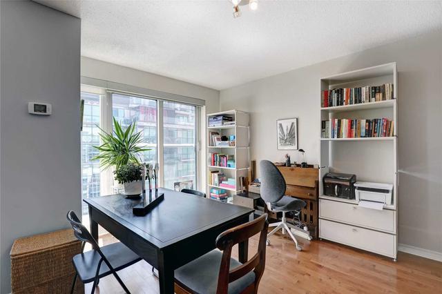 1704 - 230 King St E, Condo with 1 bedrooms, 1 bathrooms and 1 parking in Toronto ON | Image 3