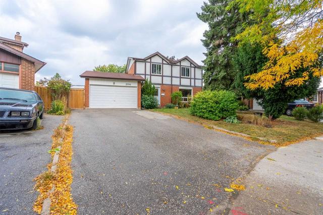 2396 Poplar Cres, House detached with 4 bedrooms, 2 bathrooms and 6 parking in Mississauga ON | Image 19